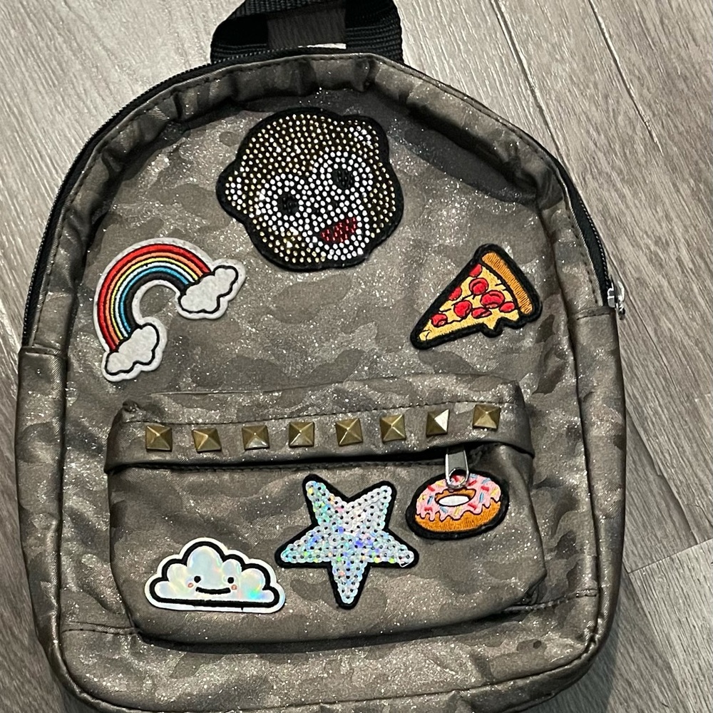 Children’s Place mini camouflage backpack